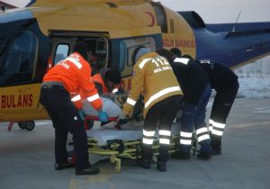 Ambulans helikopter İspir e uçtu