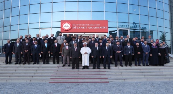 Erbaş:  Eğitimin amacı erdemli insan yetiştirmek 