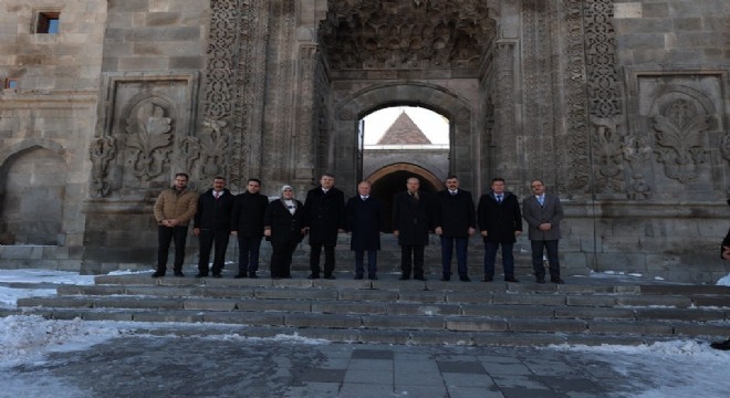 Erzurum Cumhurbaşkanı Tatar’ı ağırladı