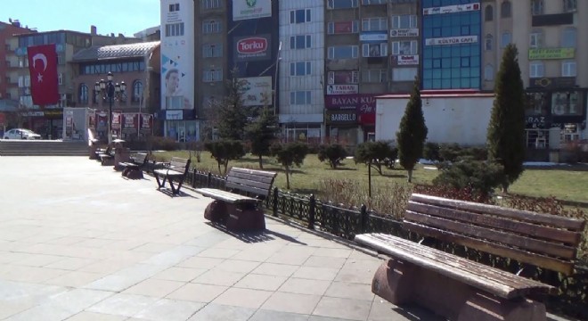 Erzurum meydanlarında ‘korona’ sessizliği