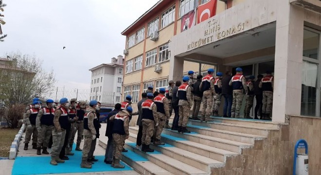 Erzurum’da silah ve uyuşturucu operasyonu