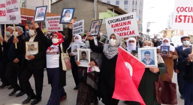 Evlatları dağa kaçırılan ailelerden HDP’ye öfke