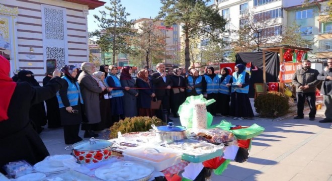 Filistin yararına hayır çarşıları kuruldu