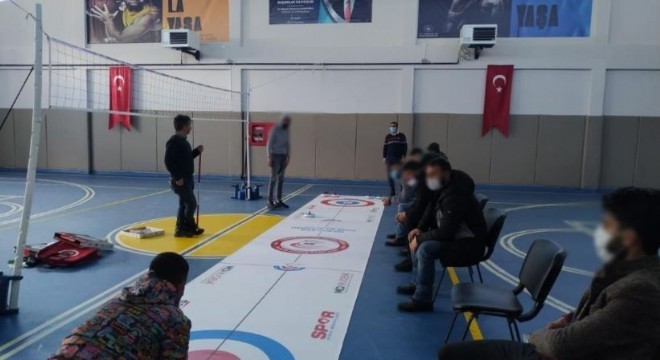 Genç yükümlülere Floor Curling Eğitimi