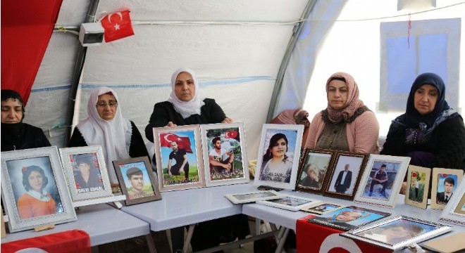 HDP önündeki ailelerin umudu artıyor