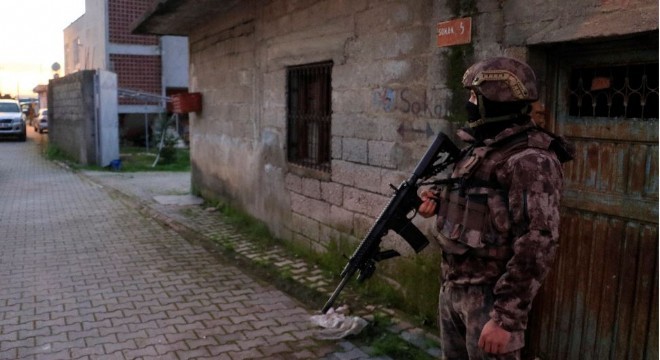 Hainlerin Suriyeli oyununu polis bozdu