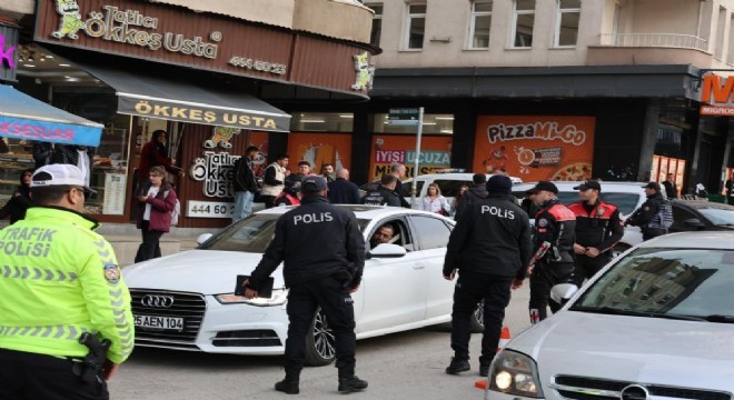 Karaburun:  Gece gündüz 24 saat sahadayız 