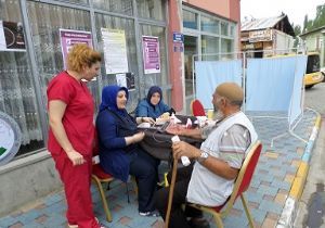 Sağlıkçılar Narmanlıları bilgilendirdi