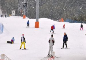 Palandöken de kar kalınlığı 1 metreye ulaştı