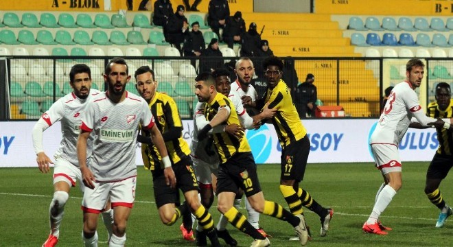 TFF 1. Lig: İstanbulspor: 0 - Boluspor: 0