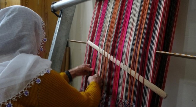 Unutulan  cacım  dokuma yeniden hayat buluyor