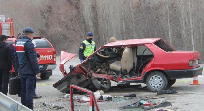 Uzundere Gölbaşı’nda trafik kazası: 1 ölü