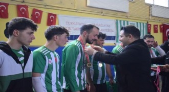 Şenkaya'da Atatürk’e Saygı Salon Futbol Turnuva