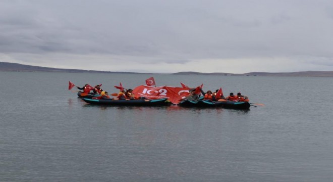 Çıldır Gölü nde milli coşku