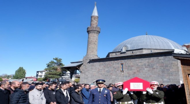 Şehit Çelik dualarla uğurlandı