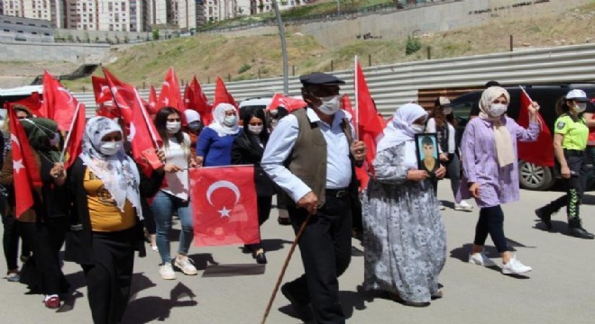 Şırnak anneleri HDP den çocuklarını istiyor